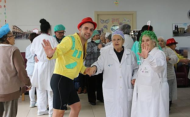 Galería. Celebración del Carnaval en Alzheimer León.