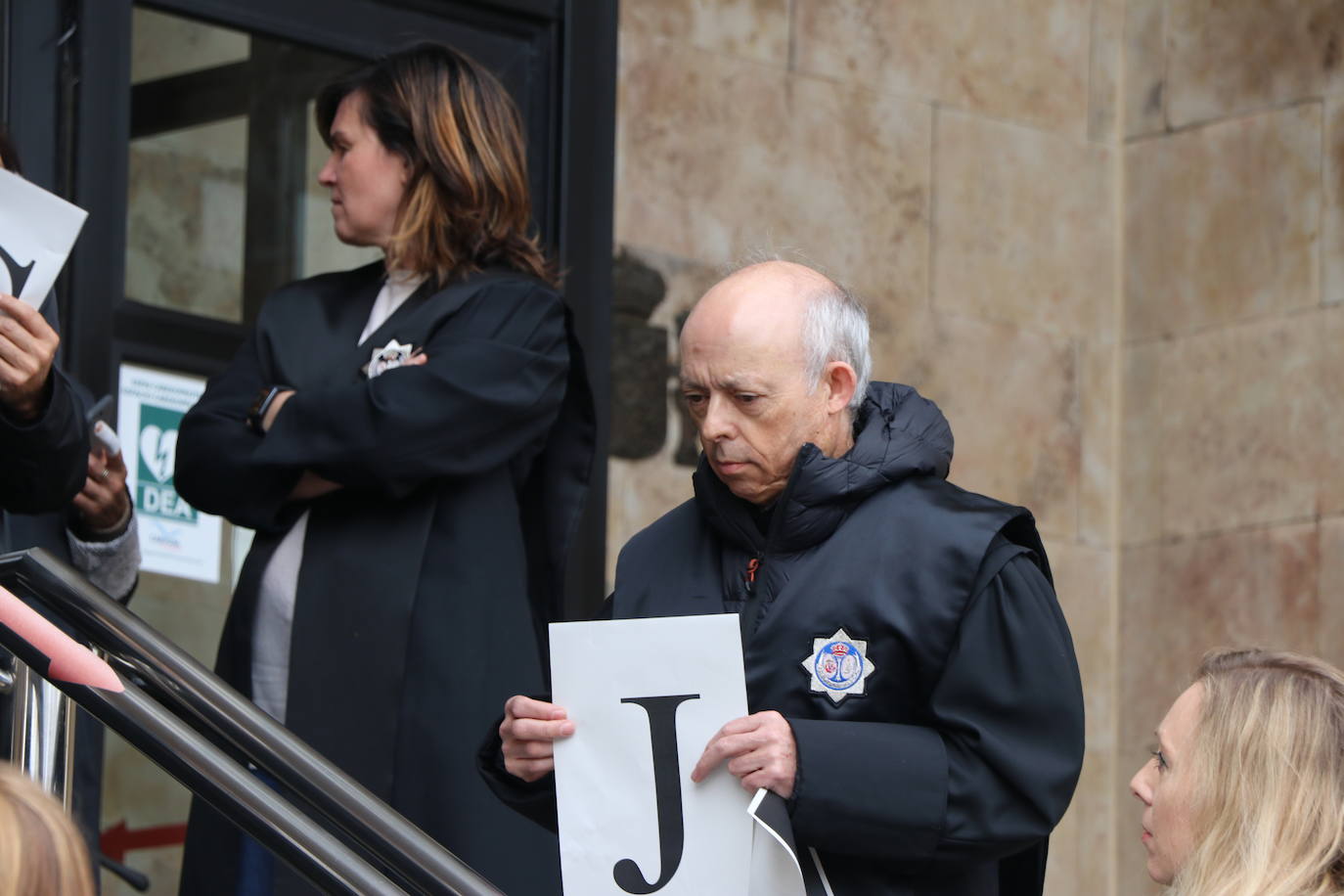 Este viernes se cumple un mes de huelga indefinida en el colectivo de letrados de adminsitración de justicia sin visos de resolución por la falta de acuerdos con el Ministerio.