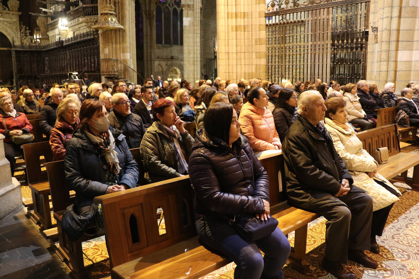 La Catedral acoge el acto central de la Diócesis de León que ha contado con la presencia del obispo Luis Ángel.