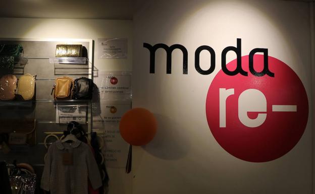 La tienda de ropa de segunda mano en León, Moda Re-.