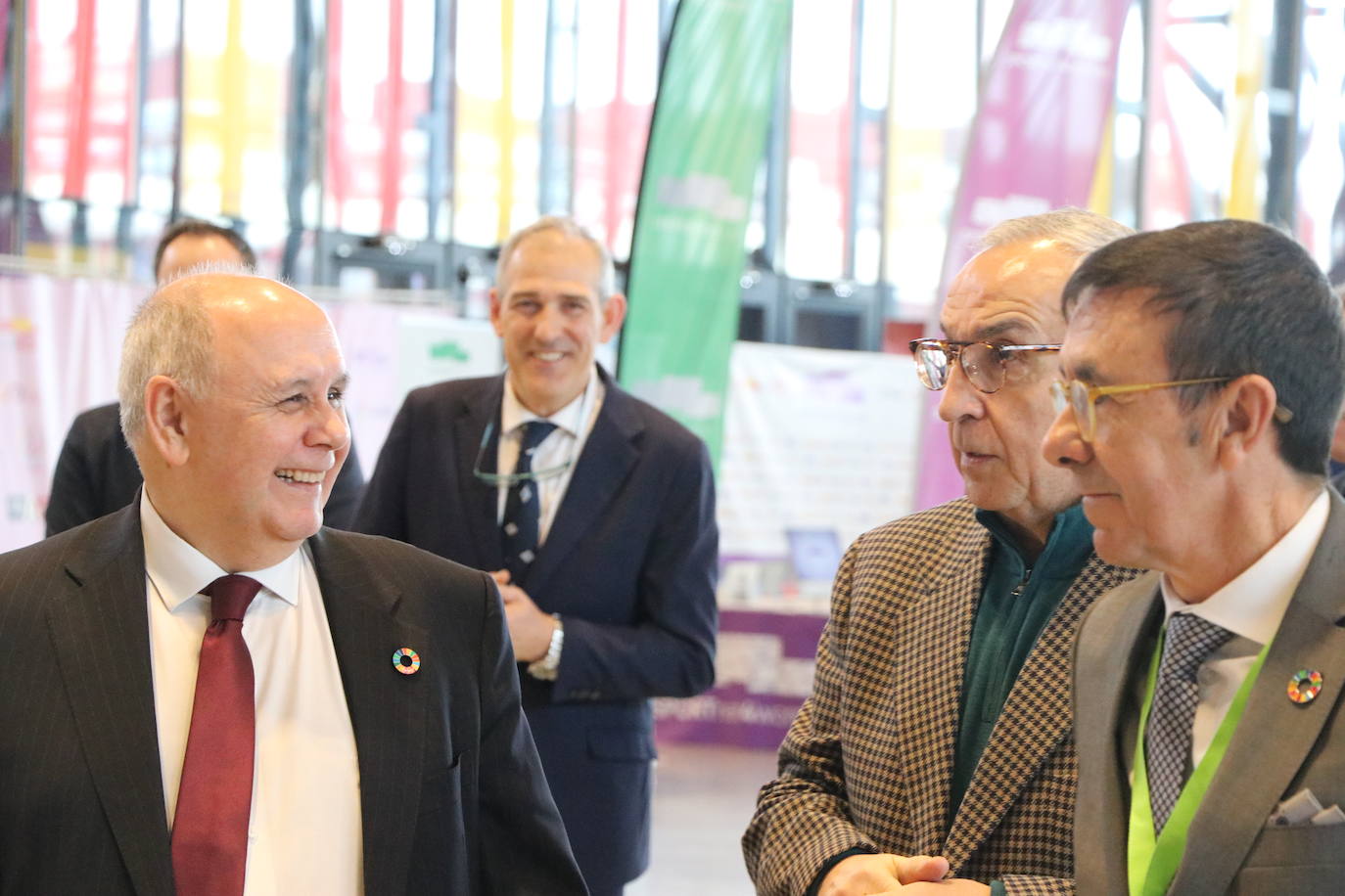 Inauguración del I Congreso Nacional de Deporte y Municipalismo a cargo del secretario de Estado para el Deporte y Presidente del Consejo Superior de Deportes, José Manuel Franco; el presidente del Comité Olímpico Español, Alejandro Blanco; el presidente de la Diputación de León, Eduardo Morán; el alcalde de León, José Antonio Diez; el presidente de la Asociación del Deporte Español, José Hidalgo y el secretario general de la Federación Española de Municipios y Provincias, Carlos Daniel Casares