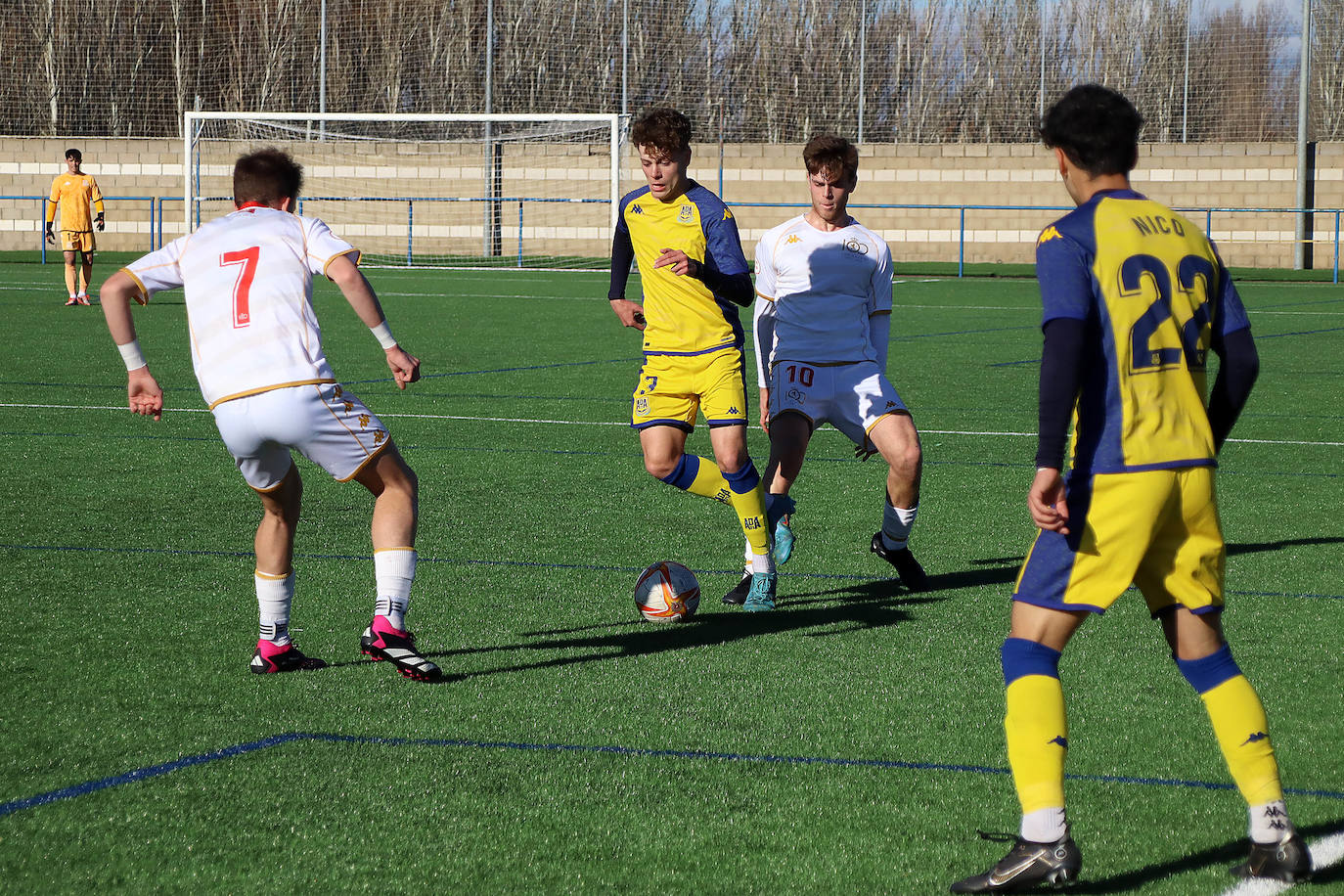 El equipo leonés ha recibido al Alcorcón en busca de puntos fundamentales para lograr la permanencia en División de Honor Juvenil