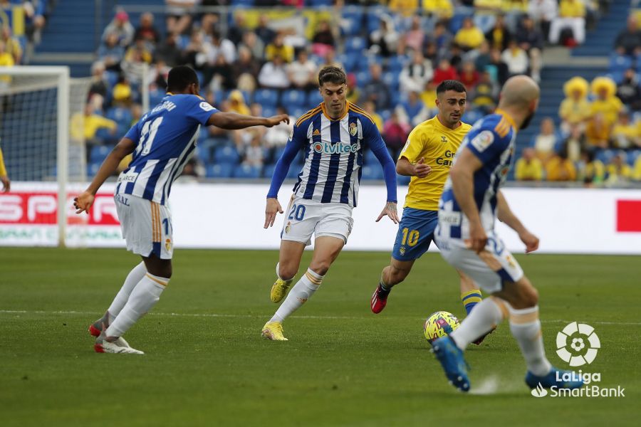 El conjunto berciano se midió a Las Palmas en el estadio Gran Canaria en busca de una victoria clave para buscar la permanencia