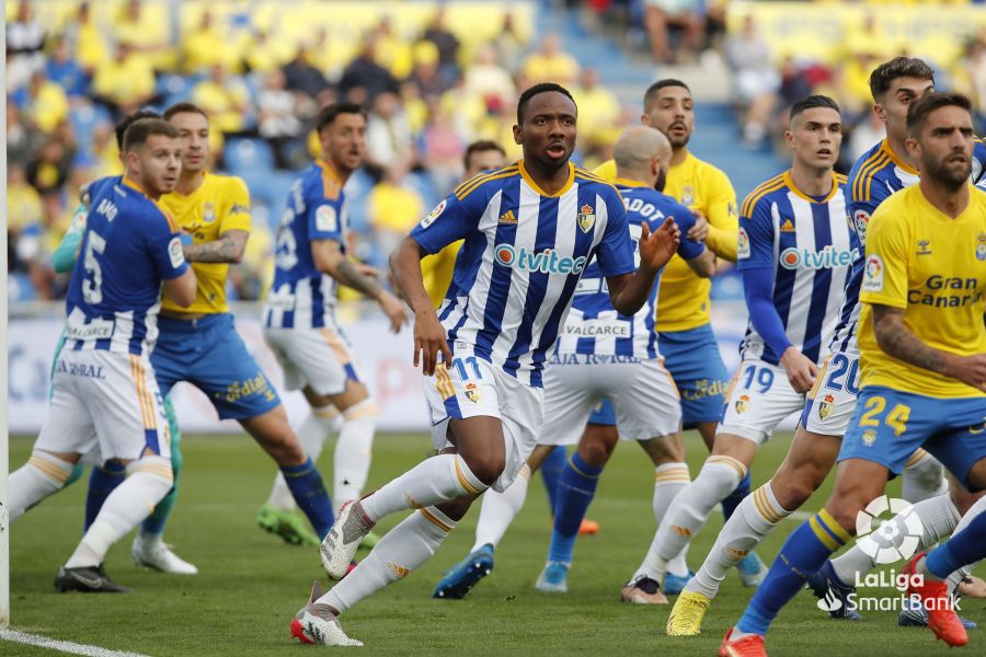 El conjunto berciano se midió a Las Palmas en el estadio Gran Canaria en busca de una victoria clave para buscar la permanencia