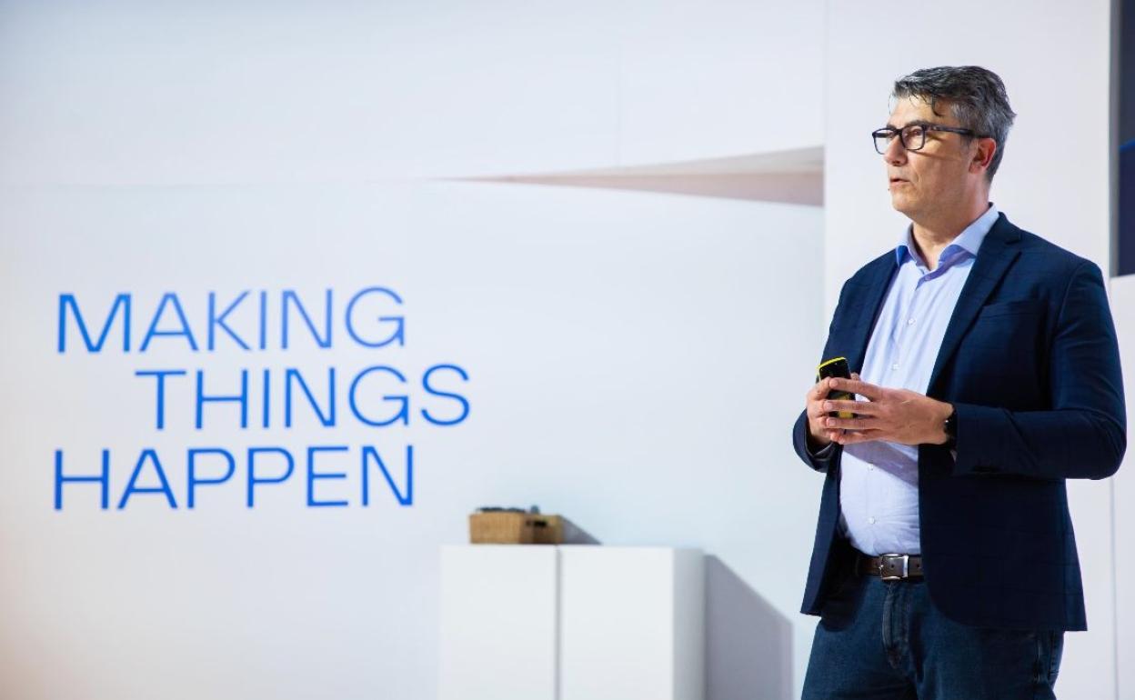 El director del Centro de Innovación en Ciberseguridad Industrial de Telefónica Tech en León (C4IN), José Antonio Cascallana, durante el Mobile World Congress (MWC).