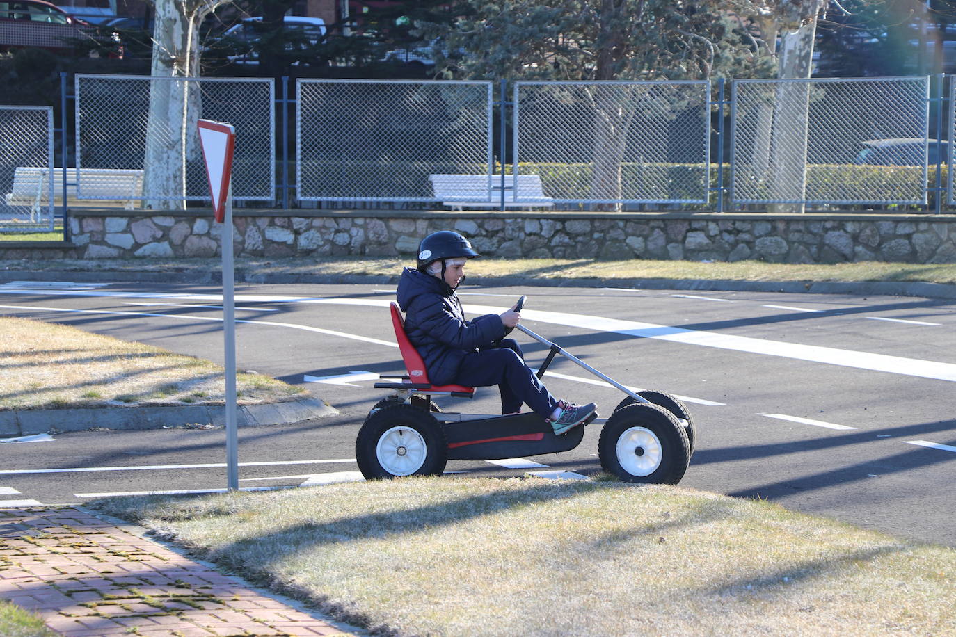 El Parque Infantil de Tráfico de Papalaguinda retoma su actividad tras el parón obligado por la pandemia y verá pasar en el último cuatrimestre del año a 2.100 escolares que concoerán las normas básicas de seguridad vial.