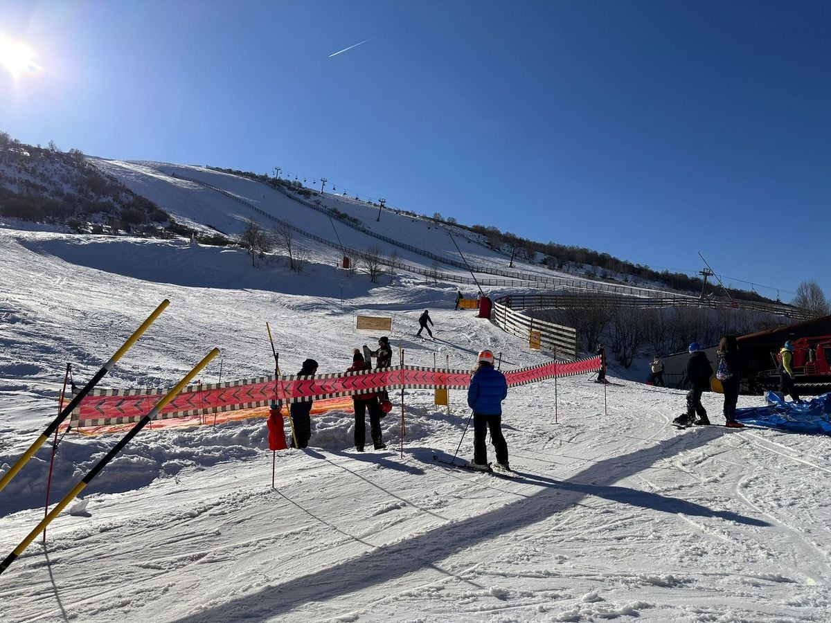 La estación de esquí de Valle Laciana-Leitariegos ha celebrado este fin de semana el Snow Weekend Festival con una gran participación de corredores y amantes de los deportes de invierno.