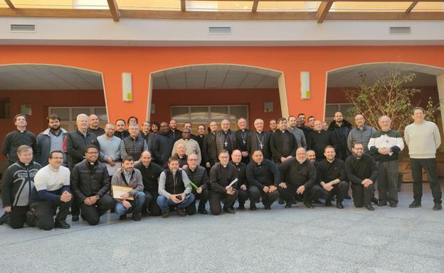 Durante tres jornadas, en la Casa de Espiritualidad de La Virgen del Camino, han intercambiado experiencias y han rezado juntos por las vocaciones con la mirada puesta en la celebración del próximo Día del Seminario. 