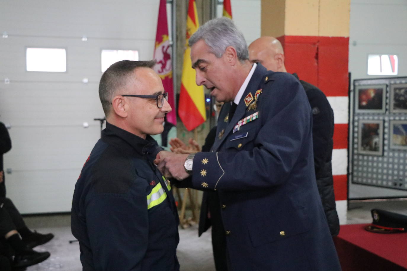 Festividad de San Juan de Dios en el Parque de Bomberos de León.