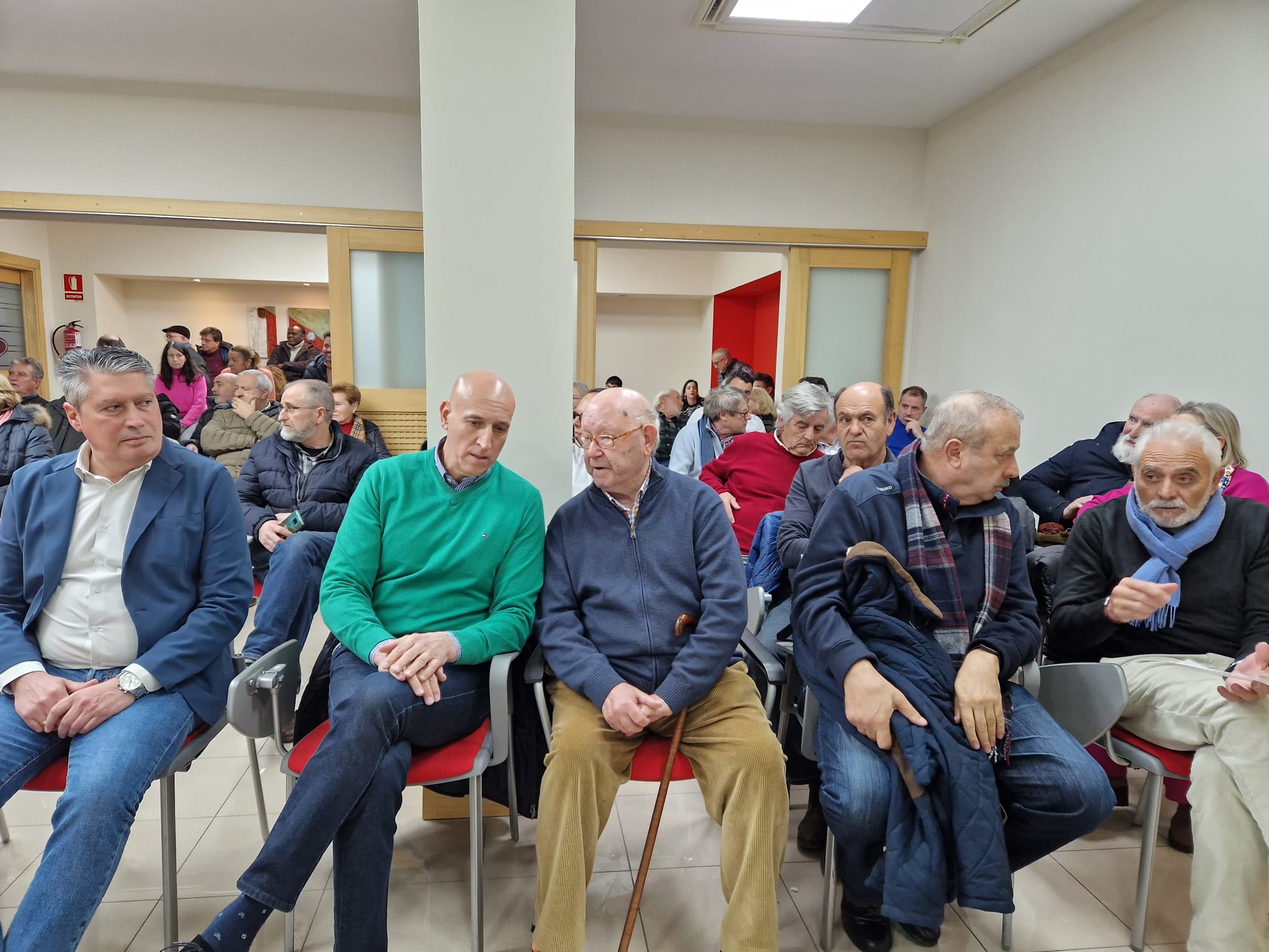 La Agrupación local del Partido Socialista de León celebra una general extraordinaria en la que se presentará, para su proclamación, la lista de candidatos que acompañarán José Antonio Diez para el Ayuntamiento de León