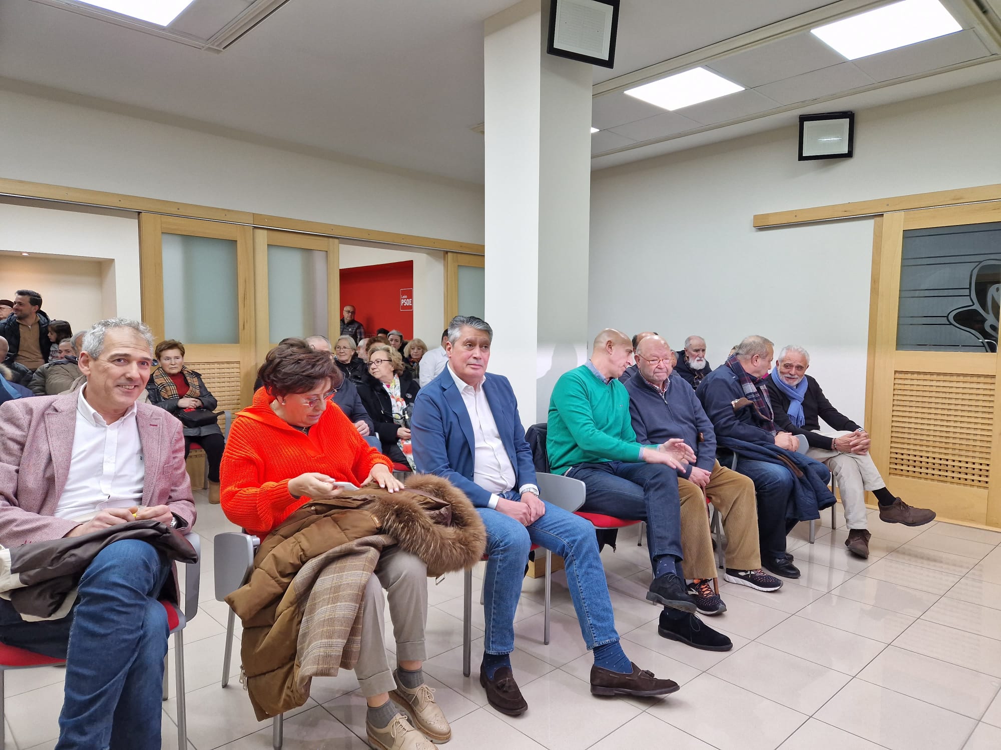 La Agrupación local del Partido Socialista de León celebra una general extraordinaria en la que se presentará, para su proclamación, la lista de candidatos que acompañarán José Antonio Diez para el Ayuntamiento de León