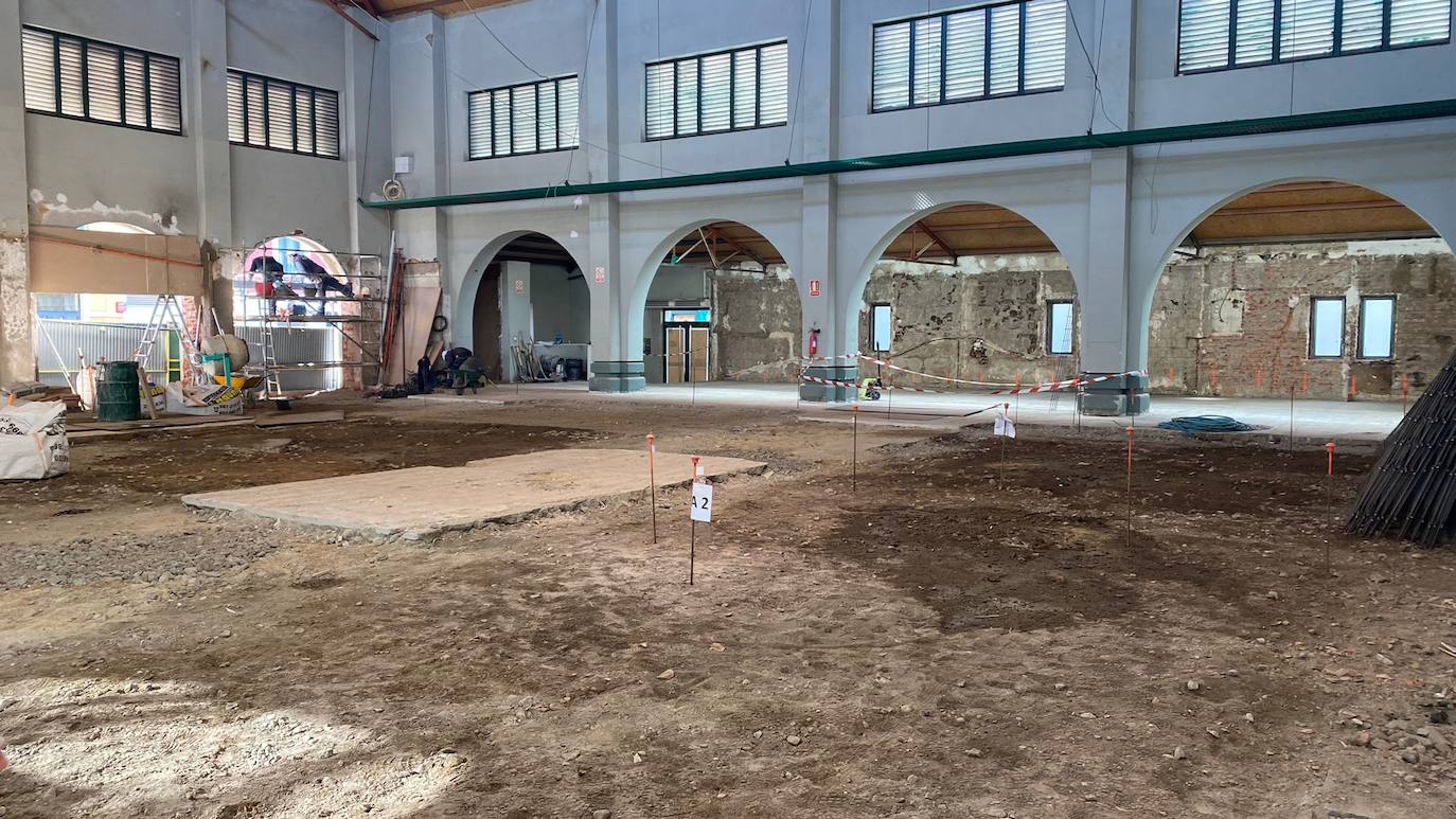 Avance de las obras en el Mercado del Conde Luna. 