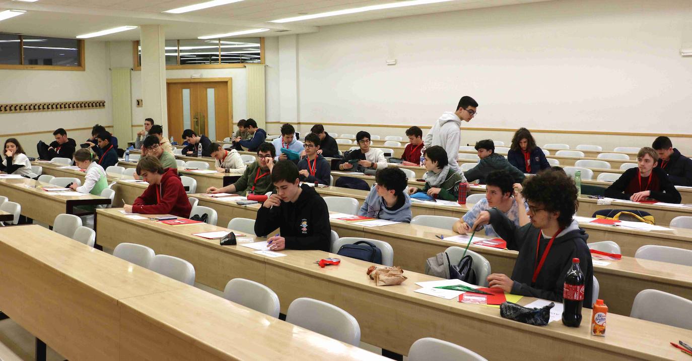 as pruebas se celebran en la Escuela de Ingenierías Industrial, Informática y Aeroespacial de la ULE y la entrega de medallas será mañana en el Aula Magna San Isidoro.