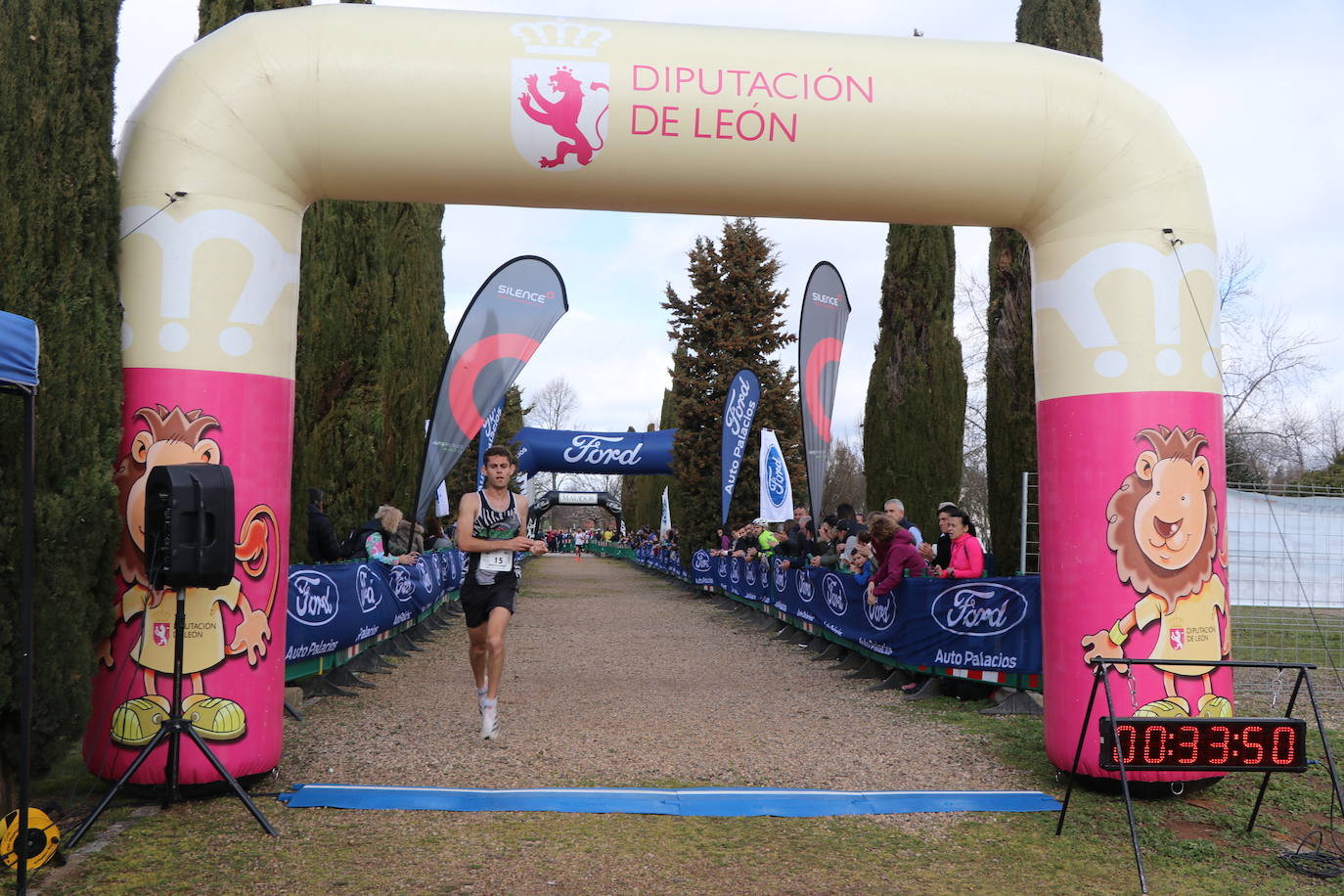 La prueba virginiana celebra una nueva edición con Daniel Alonso y Laura Sánchez como ganadores y un recuerdo sentido al atleta popular natural de la localidad José Luis González