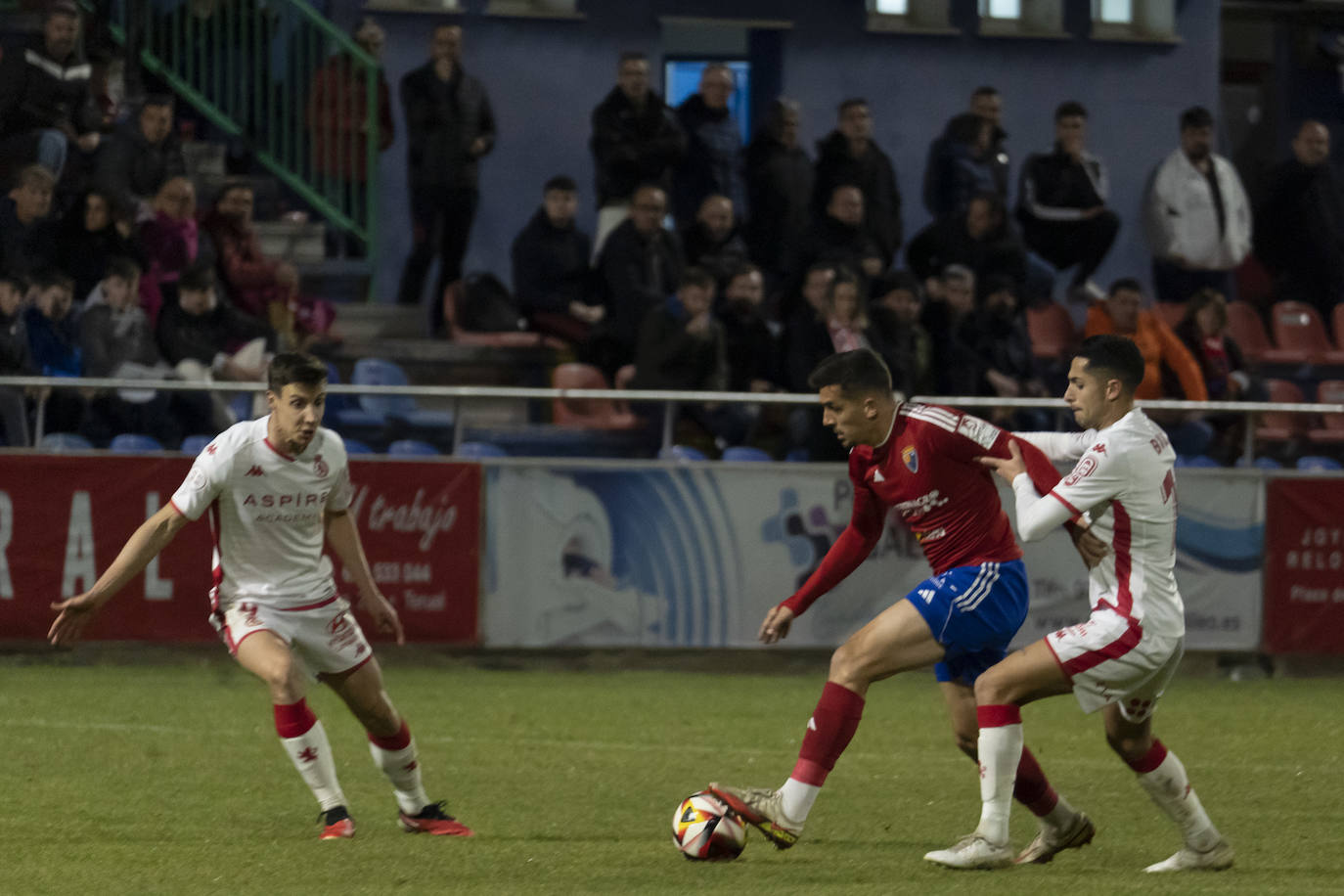 CD Teruel contra Cultural Leonesa