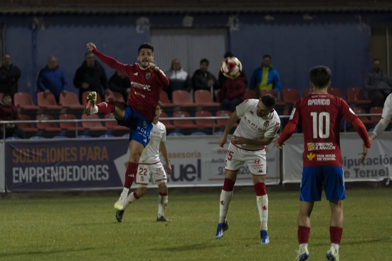 CD Teruel contra Cultural Leonesa