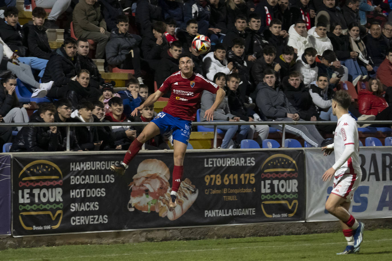 CD Teruel contra Cultural Leonesa