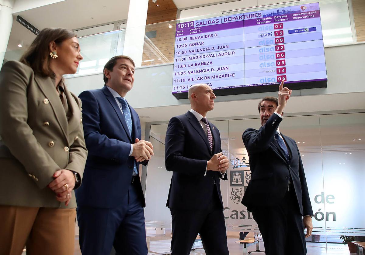 Inauguración de la estación de autobuses de León.