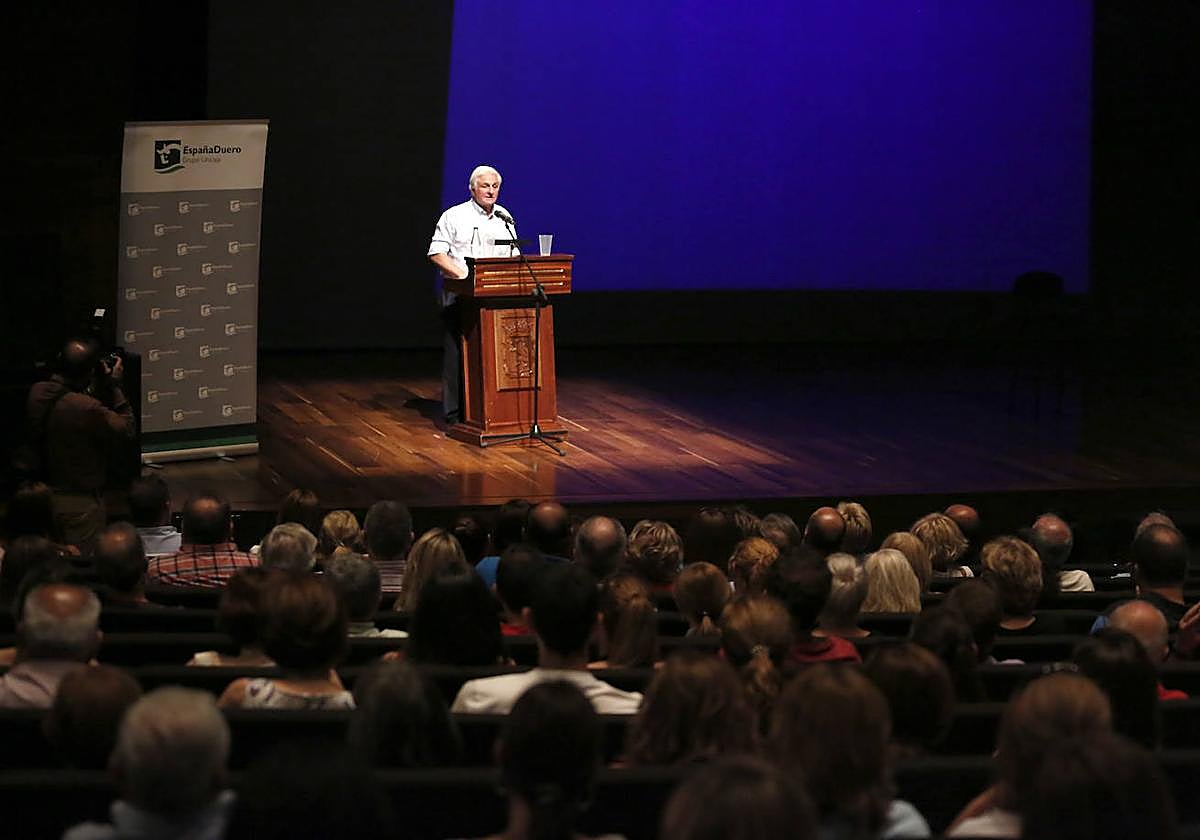 Roberto Canessa en León