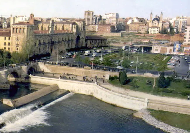 San Marcos ve Renueva Kilisesi.  1980.