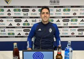 Iñigo Vélez en rueda de prensa en la mañana del viernes para analizar el partido frente al Deportivo.