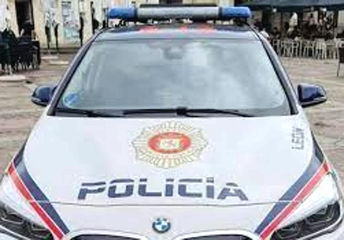 Imagen de archivo de un coche de Polícia Local de León.