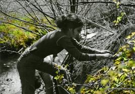 Documental sobre Ana Mendieta dirigido por Raquel Cecilia.