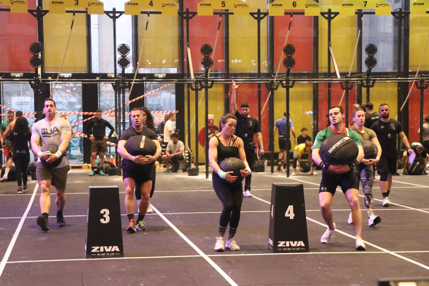 León disfruta del crossfit en el Palacio de Exposiciones