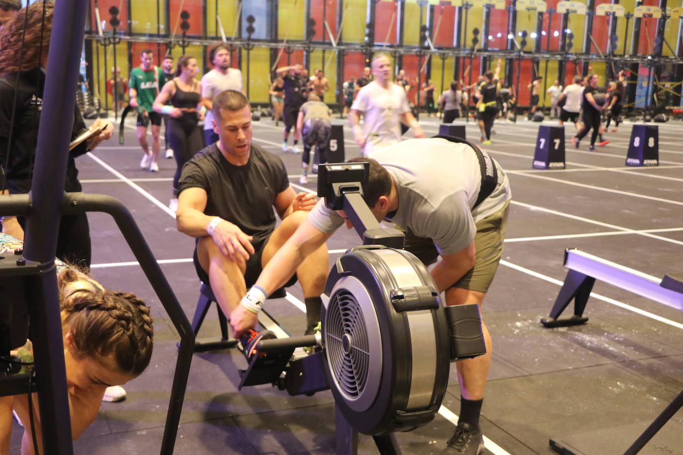 León disfruta del crossfit en el Palacio de Exposiciones