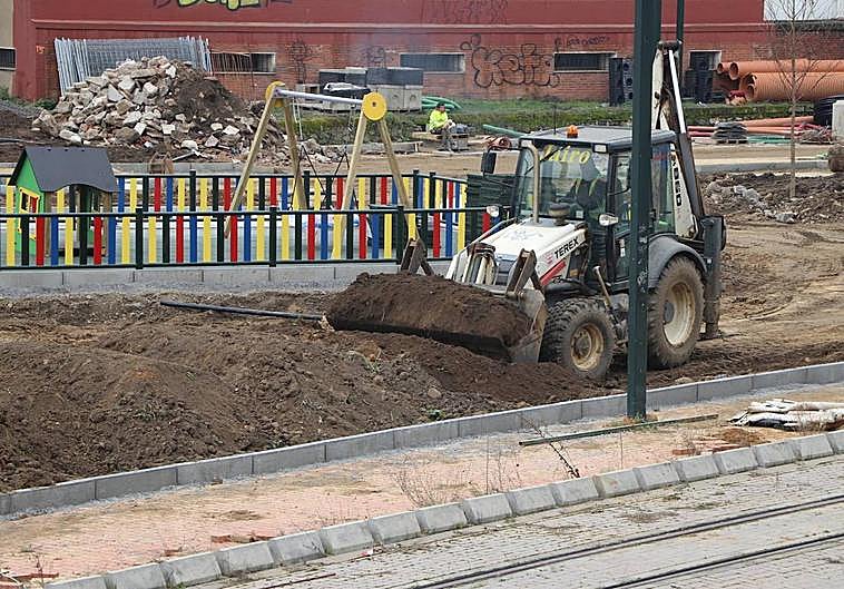 Obras para la urbanización del entorno de la Estación de Matallana, en León.