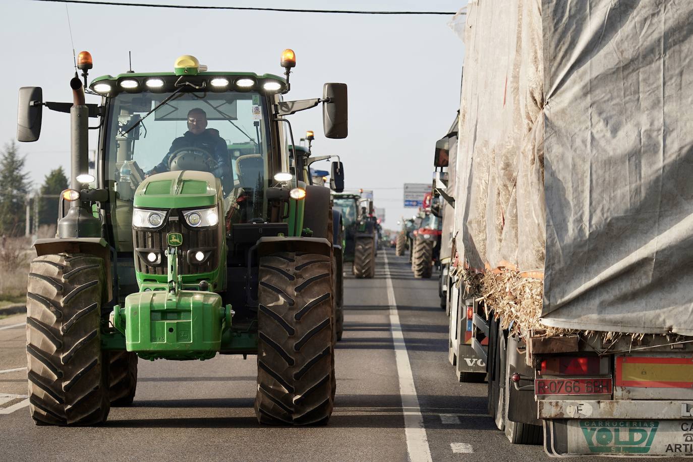 Tractorada por las carreteras de León