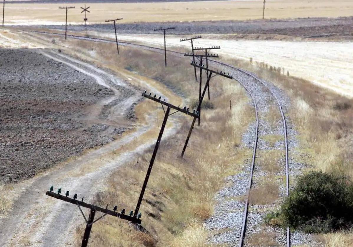 La Ruta de la Plata mantiene su cierre al tráfico de pasajeros desde hace 40 años.