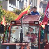 El campo ruge con una histórica revuelta popular y sus tractores colapsan León