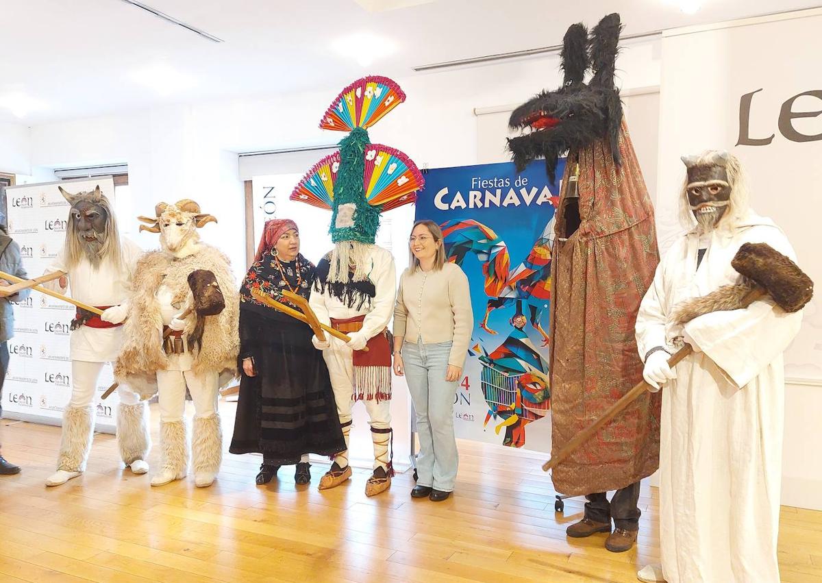 Imagen secundaria 1 - León se viste de carnaval: 2.300 personas desfilarán el sábado y vuelven los antruejos