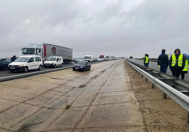 Las protestas del campo vuelven este viernes con cortes a las carreteras.