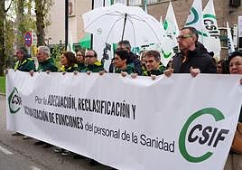 CSIF convoca una concentración de Sanidad por la reclasificación de las categorías profesionales.
