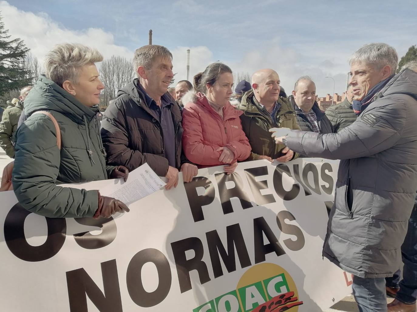 Revive la tractorada de las Opas desde dentro