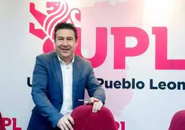 Luis Mariano Santos en la sede de UPL.