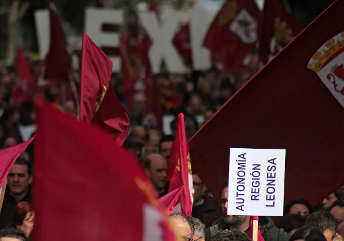 Una imagen de la manifestación del 16-F en 2020 que dio origen a la Mesa por León.