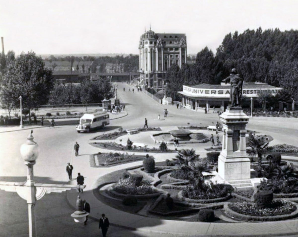 Glorieta de Guzmán el Bueno en 1960.