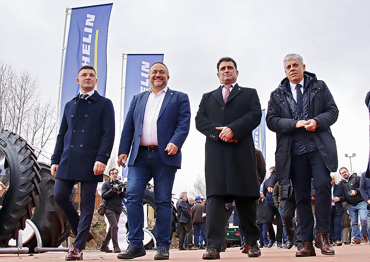 Imagen secundaria 1 - Inaguración de la Feria de Febrero de Valencia de Don Juan