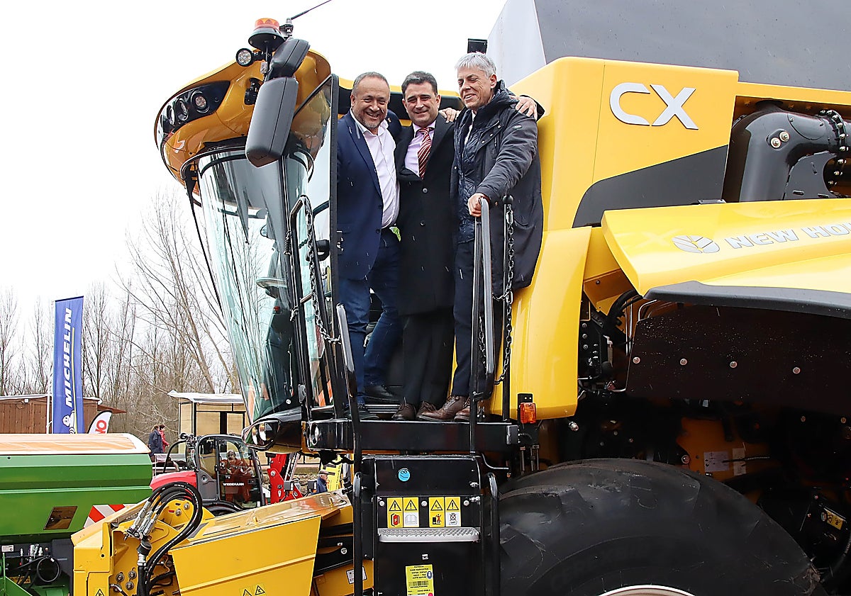 Imagen principal - Inaguración de la Feria de Febrero de Valencia de Don Juan