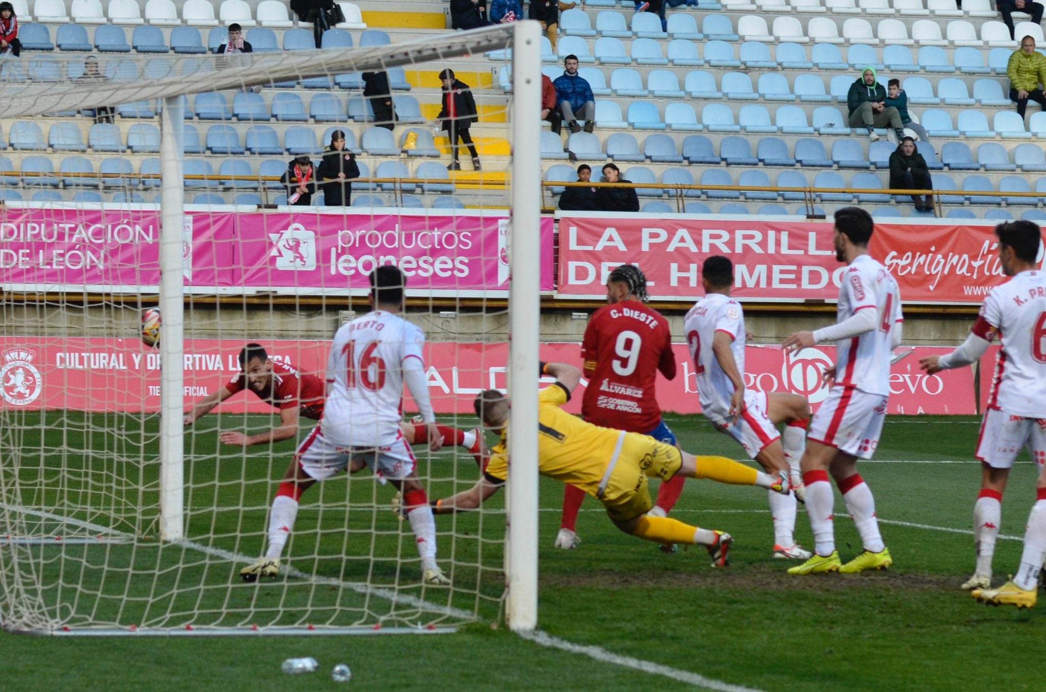 Todas las imágenes del empate entre Cultural y Tarazona