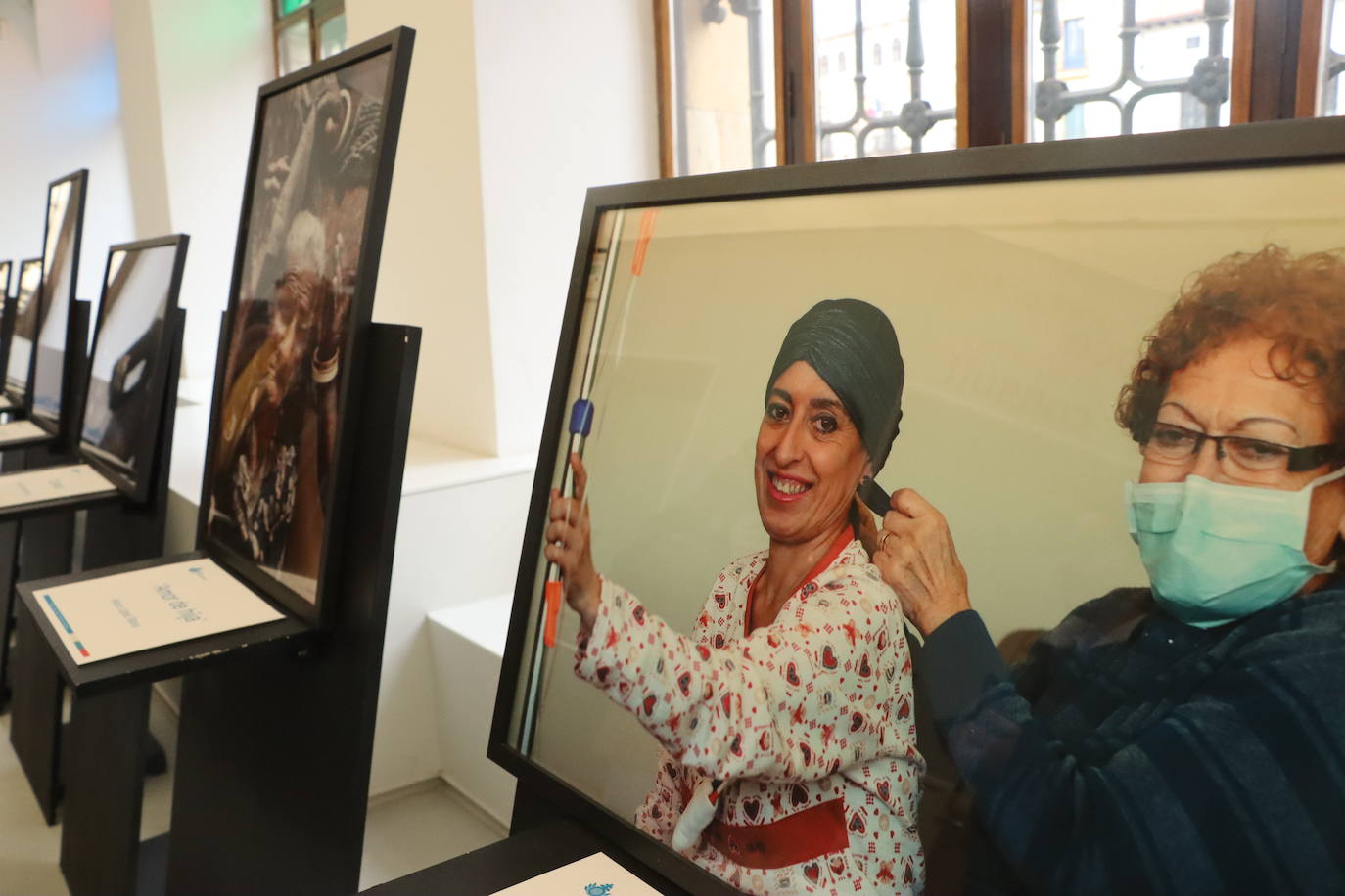 Exposición del Certamen Internacional de Fotografía sobre Humanización Asistencial