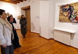 Exposición de proyectos finales de arte textil de la Escuela de Arte y Superior de CRBC en la Fundación Vela Zanetti.