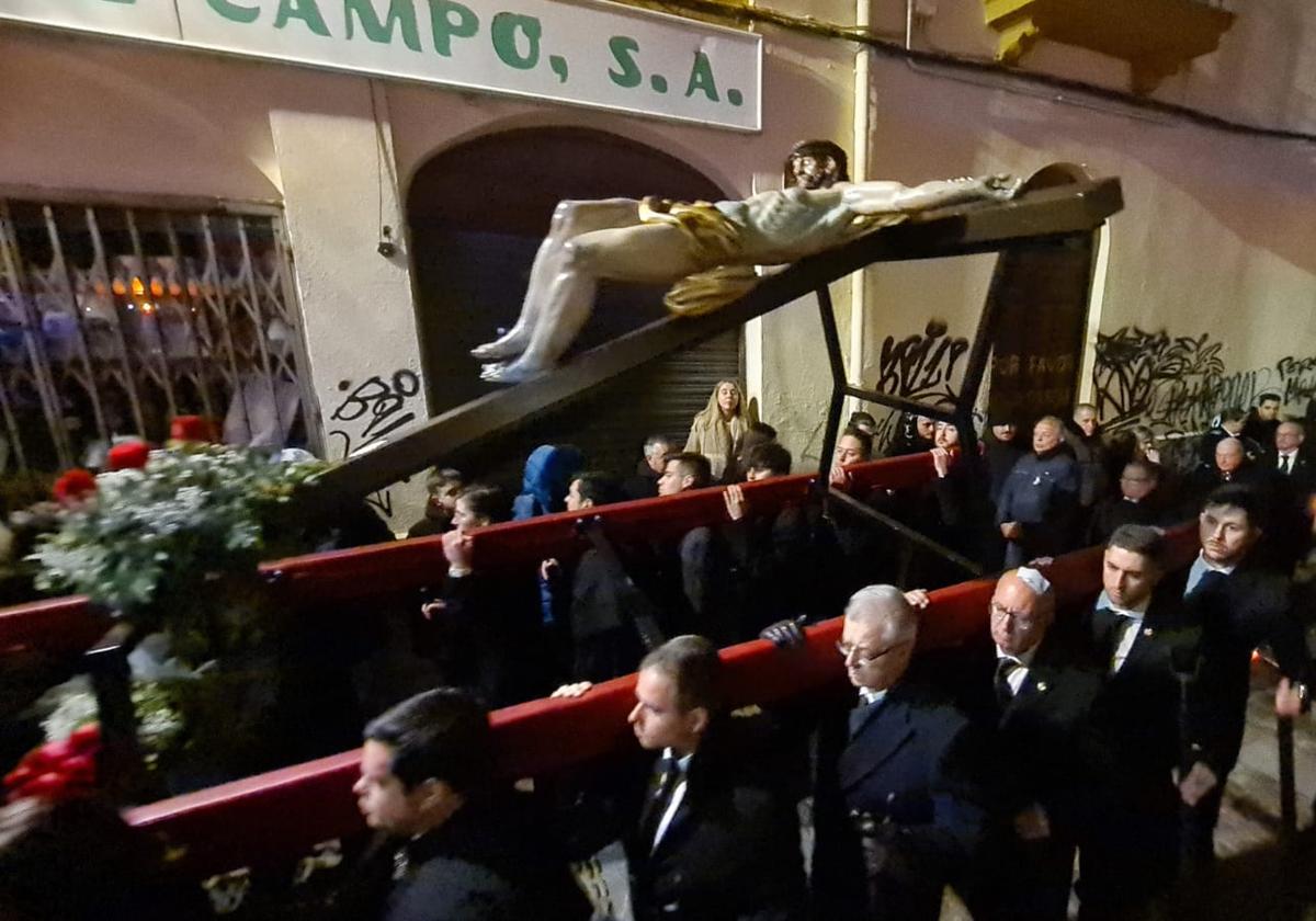 El Cristo de la Redención procesionó por León.