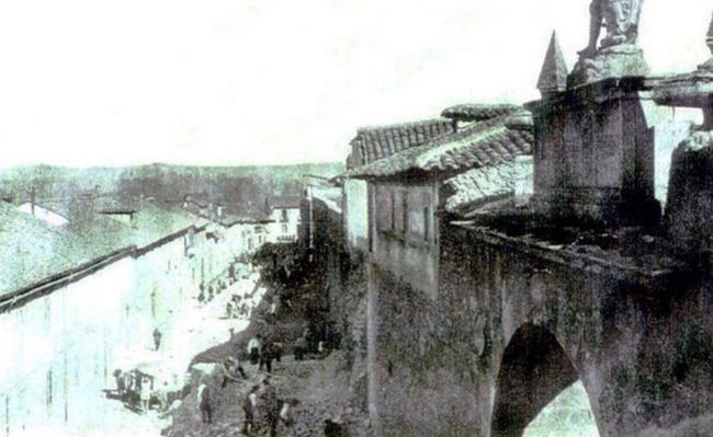 Destrucción de los cubos de la muralla. 1909.