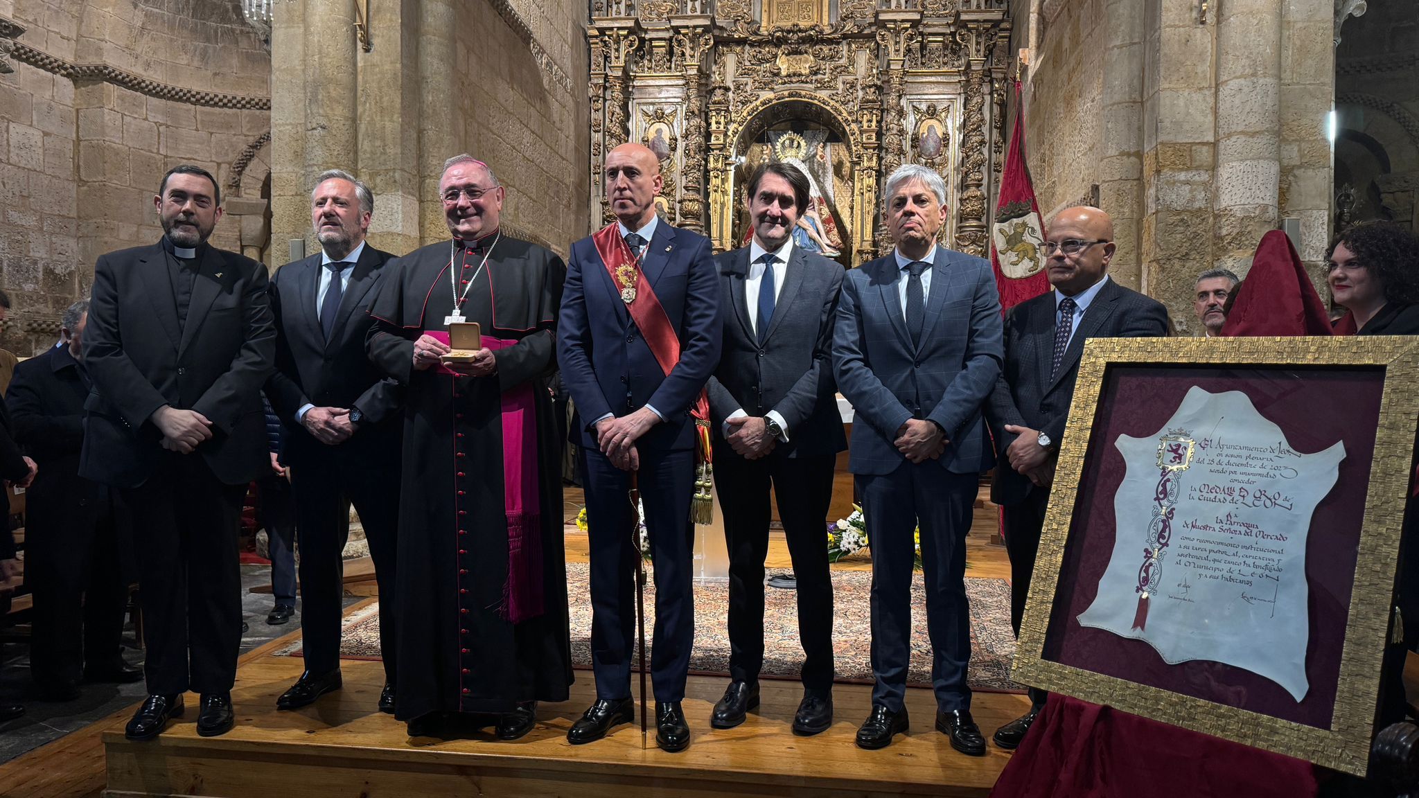 Medalla de Oro para la Parroquia de Nuestra Señora del Mercado