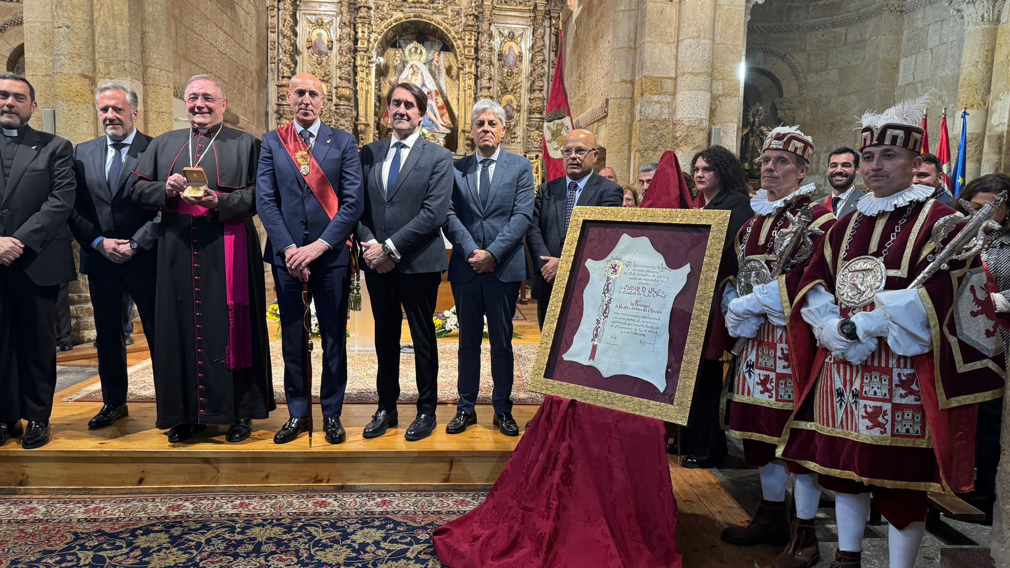 Medalla de Oro para la Parroquia de Nuestra Señora del Mercado