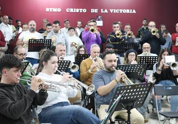 «La Semana Santa de León es un coto más privado y no encajamos»